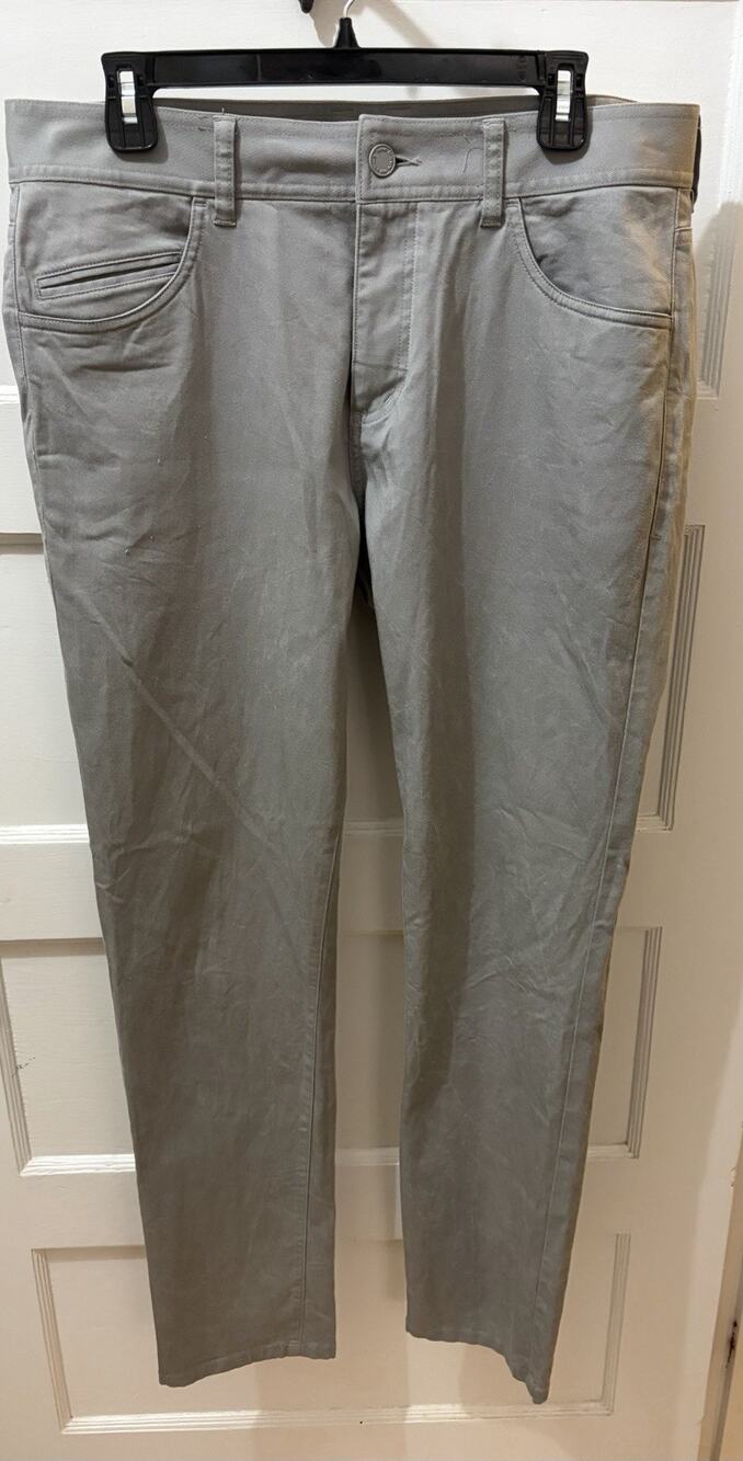 D25 Rhone Classic Pants Mens 33 (34 X 30) Gray Stretch Chino